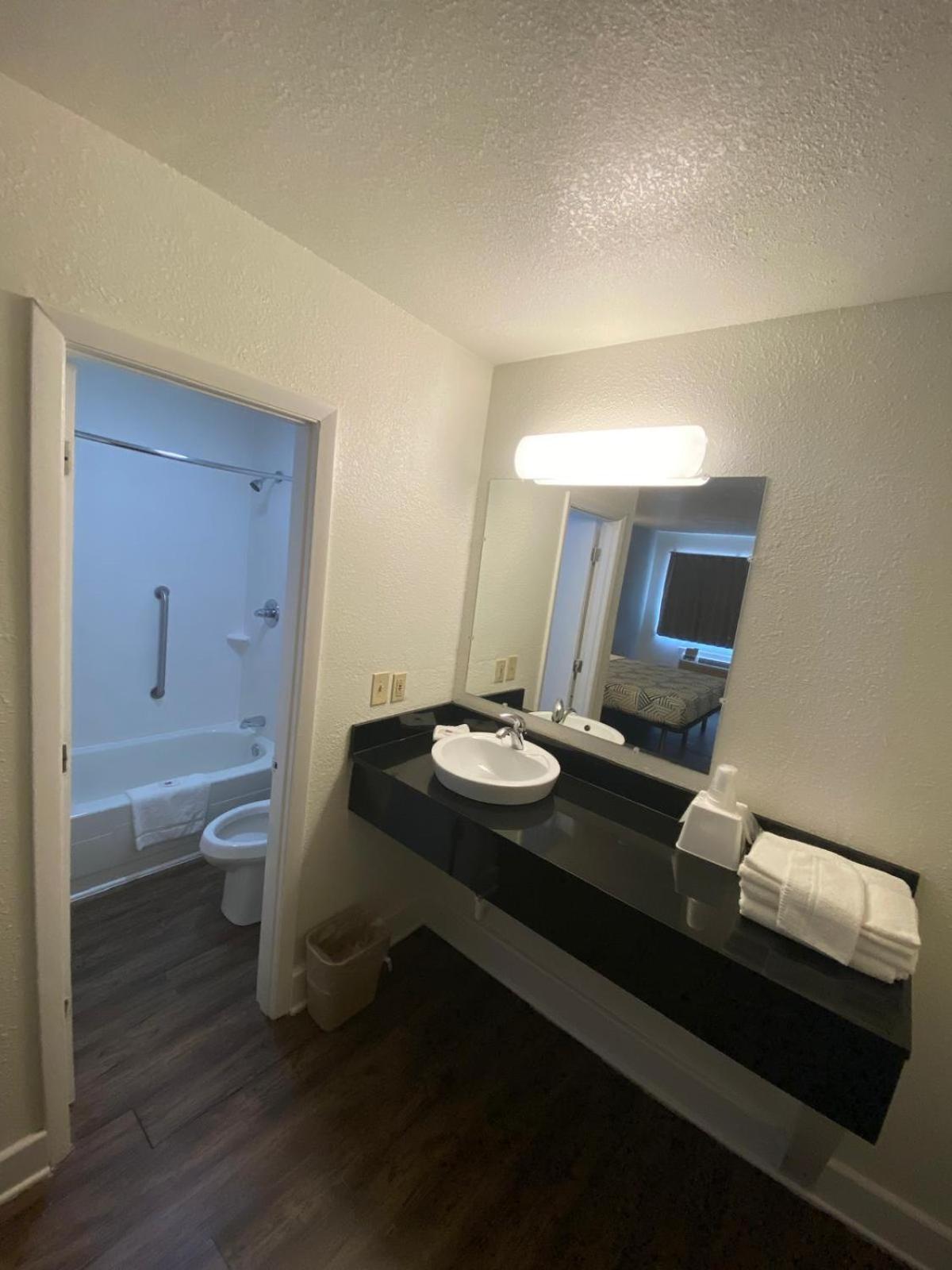 Motel 6 Manchester Tn ภายนอก รูปภาพ